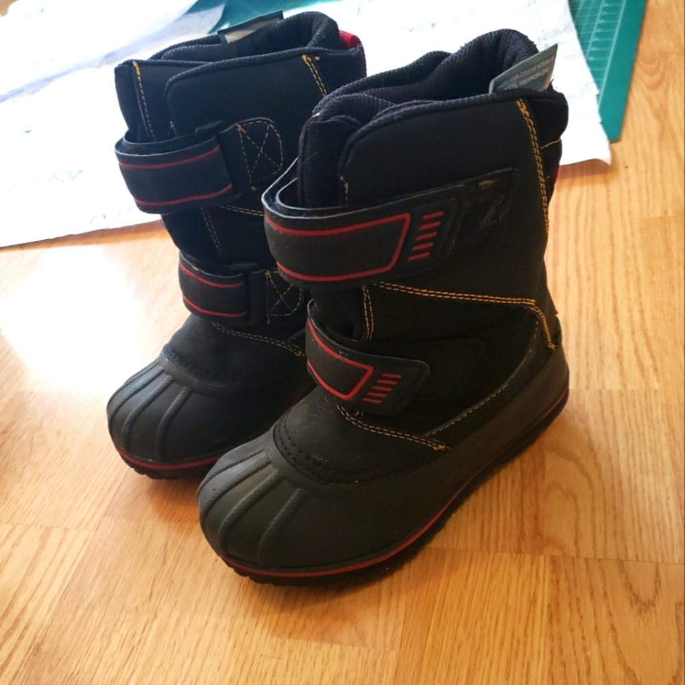 Acton kid winter boots size 12